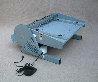 Paperfox R-760AV - станок для кисскаттинга, биговки и перфорации