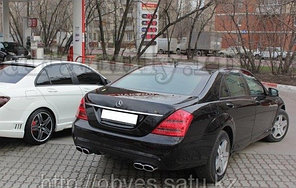 Mercedes-Benz W221 S-class 2