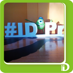 Изготовление "хэштэгов" и атрибутики соцсетей