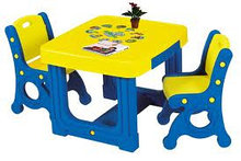 Парта со двумя стульями Haenim toys DS-905