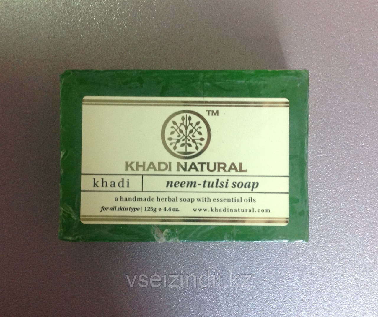 Натуральное мыло Ним Тулси Кхади (Khadi Neem Tulsi soap)