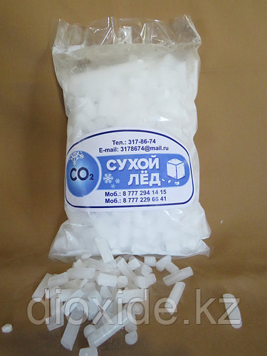 Үштік секс фотосуреттерін көрсетіңіз