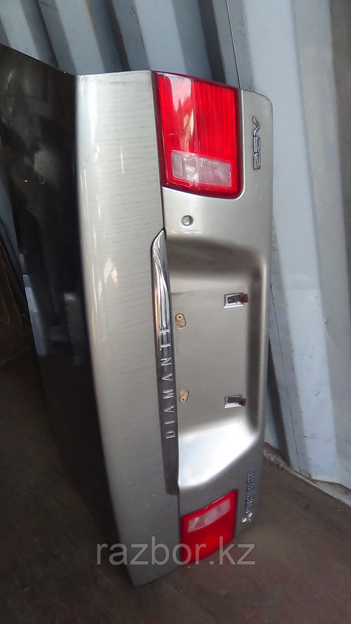 Крышка багажника Mitsubishi Diamante, фото 1