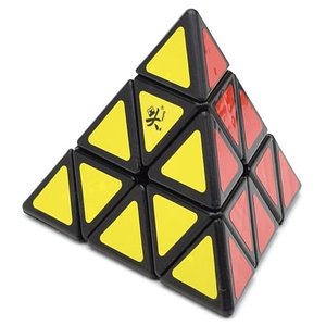 Кубик Рубика пирамида 3х3