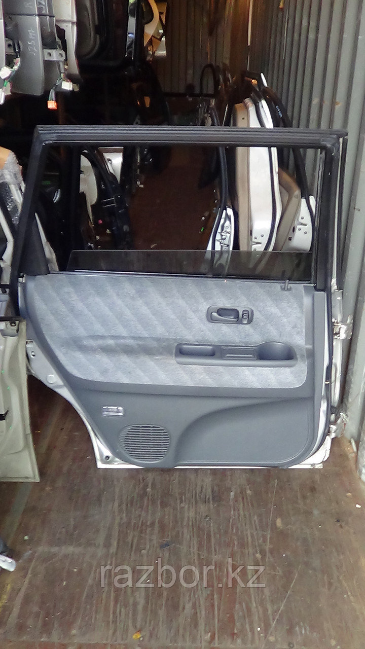 Дверь левая задняя Honda Odyssey RA2 - фото 2 - id-p45395543