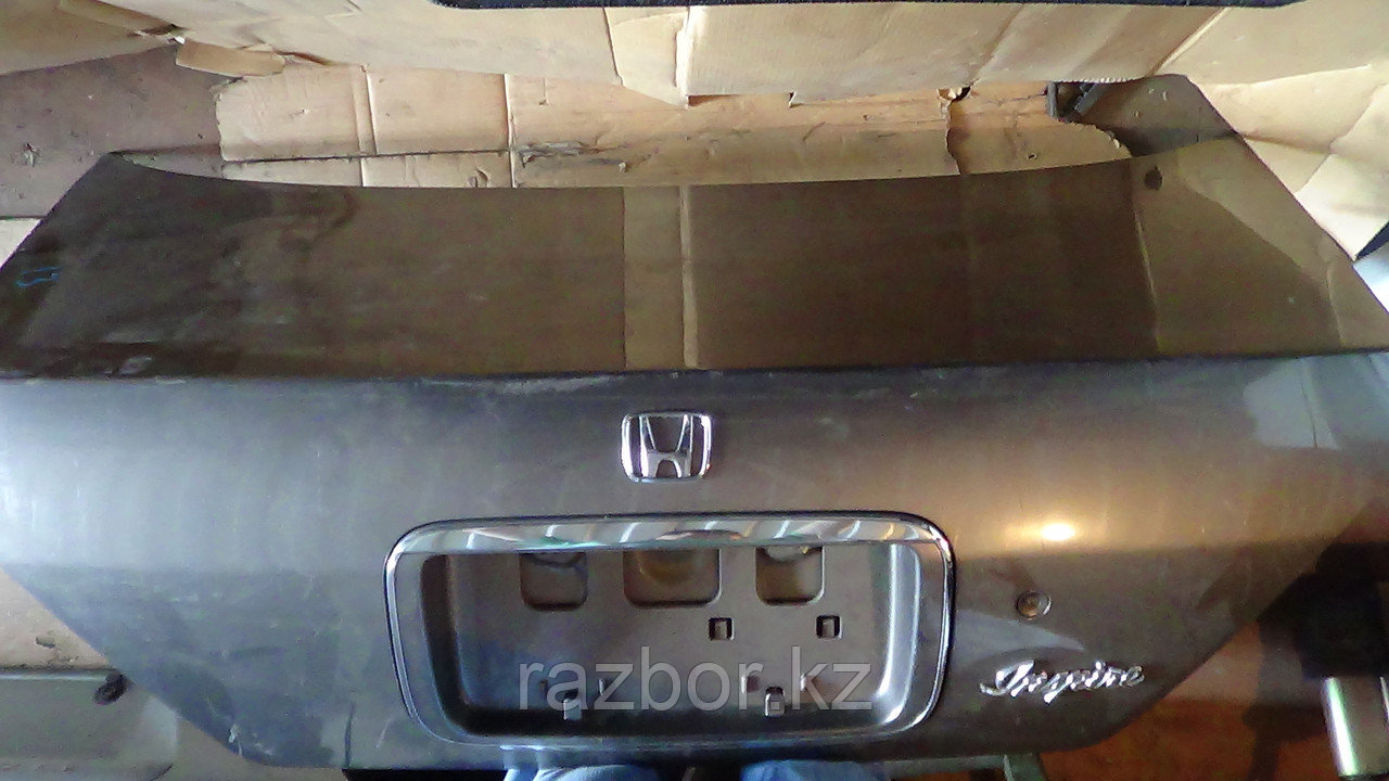 Крышка багажника Honda Saber, Inspire (UA2) - фото 2 - id-p45395578