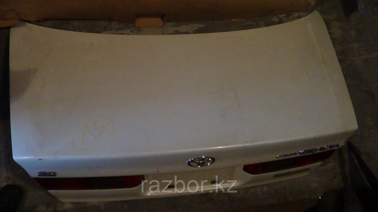 Крышка багажника Toyota Camry Gracia - фото 2 - id-p45415714