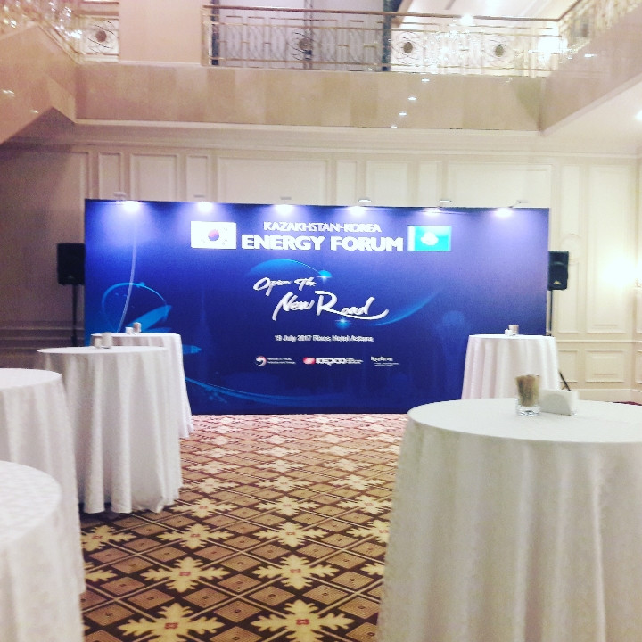 Монтаж выставочного оборудования, фото 1