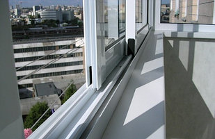 Раздвижные окна на балкон