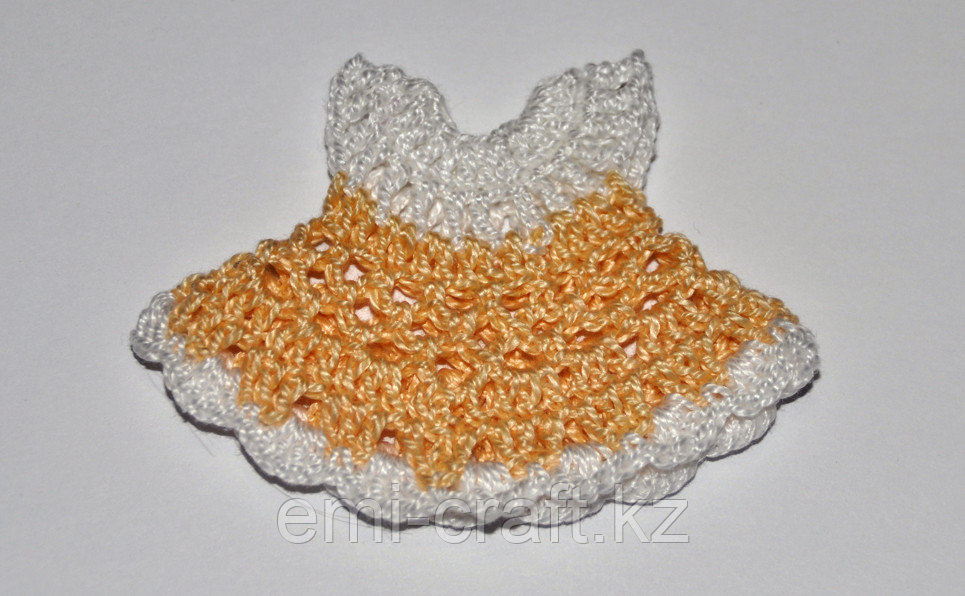 Вязаное платьице - оранжевое с белым