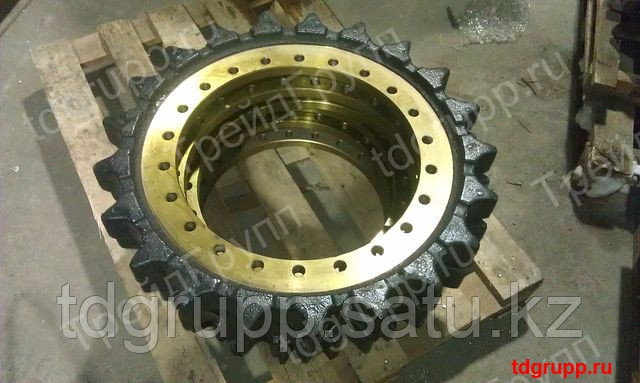 707-50201000 Звездочка Kato HD820 III