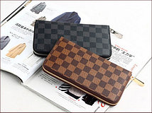 Кошелек  Louis Vuitton на молнии