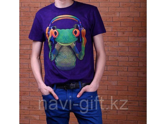 Футболка мужская Collorista 3D Frog, размер S/ M / L, цвет фиолетовый - фото 1 - id-p45868862