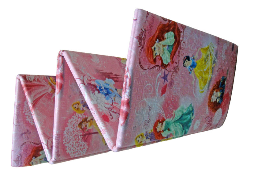 Жалаңаш актерлер ізі