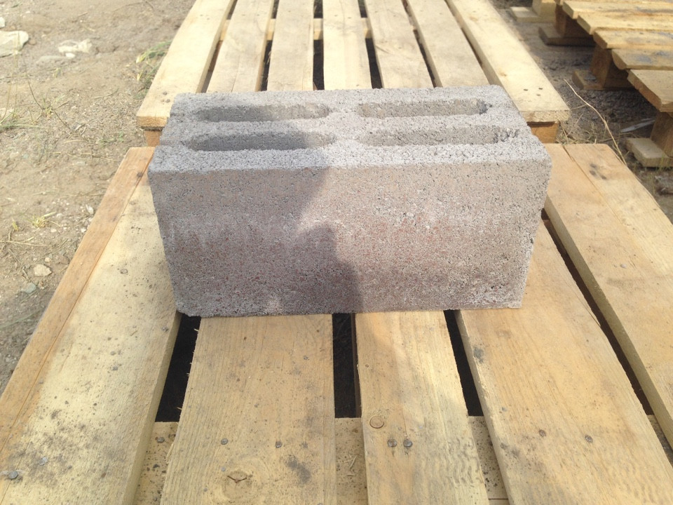 Блоки караганда. Шлакобетонные плиты. Блоки караганда. Фундаментные блоки 200х300х400. Караганда район жби.