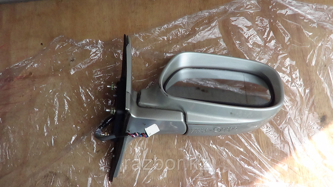 Зеркало правое Toyota Camry (30)