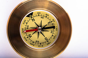 Компас латунный