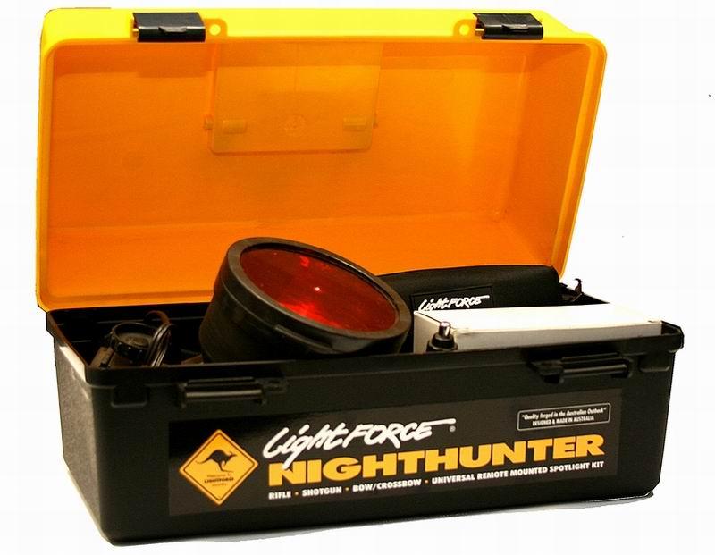 Фонарь-прожектор LIGHTFORCE NIGHTHUNTER-110-PACK (12V) 40.500cd (лампа-GL09: 30W) R34830 - фото 2 - id-p46088056