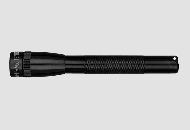 Фонарь MINI MAGLITE LED 2xAA (77 Lum)(с 2-мя батарейками и чехлом)(черный)(в блистере) R34465 - фото 2 - id-p46146230