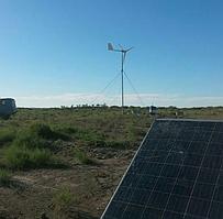 Гибридная, т.е. ветро-солнечная электростанция 2 кВт/час для электроснабжения бытовых нужд хозяйства. Полная автономия от электричества.