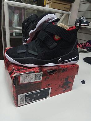 Баскетбольные кроссовки Nike Lebron James XI (11) Zoom Soldier Black and Red, фото 2
