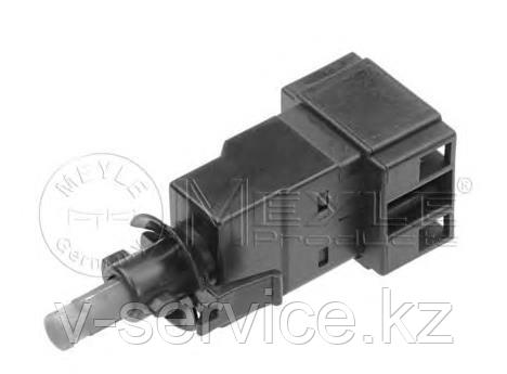 Датчик включения стоп-сигнала MERCEDES(001 545 21 09)(MB)