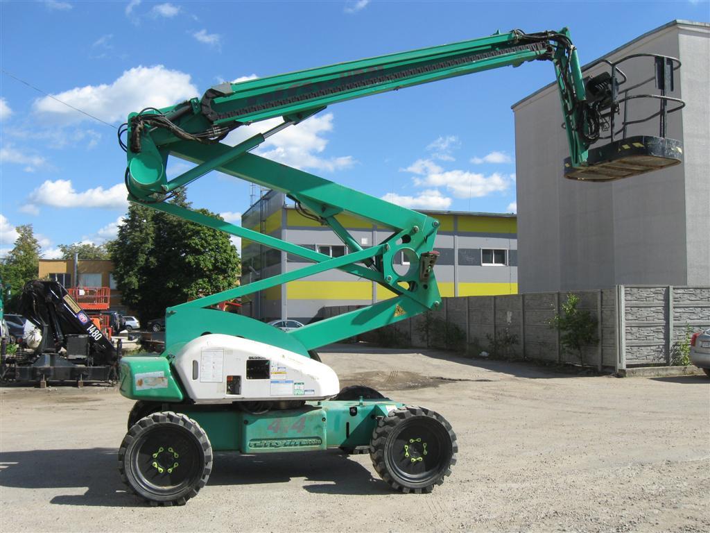 Б/у коленчатая самоходная дизельная вышка Niftylift HR21D