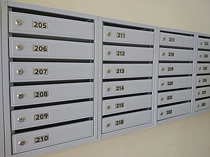 Изготовление табличек, номерков на почтовые ящики