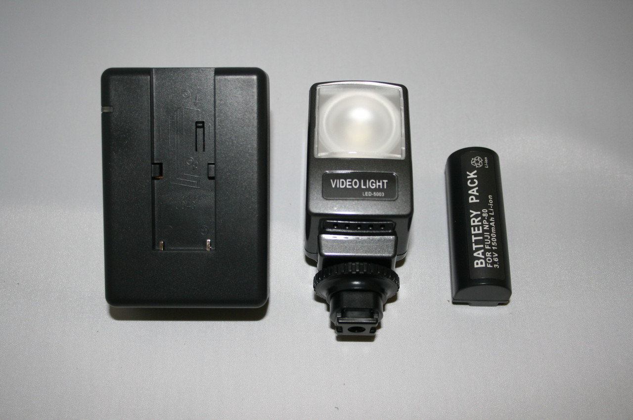 Накамерный прожектор LED-5003 + Аккум.+ зарядка - фото 8 - id-p3046170