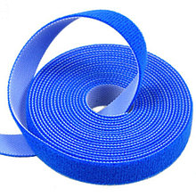 Многоразовая крепежная лента липучка Hook & Loop, цвет синий (25 метров в рулоне) blue