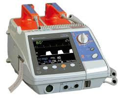 Дефибриллятор портативный двухфазный серии Cardiolife модель TEC 5521K