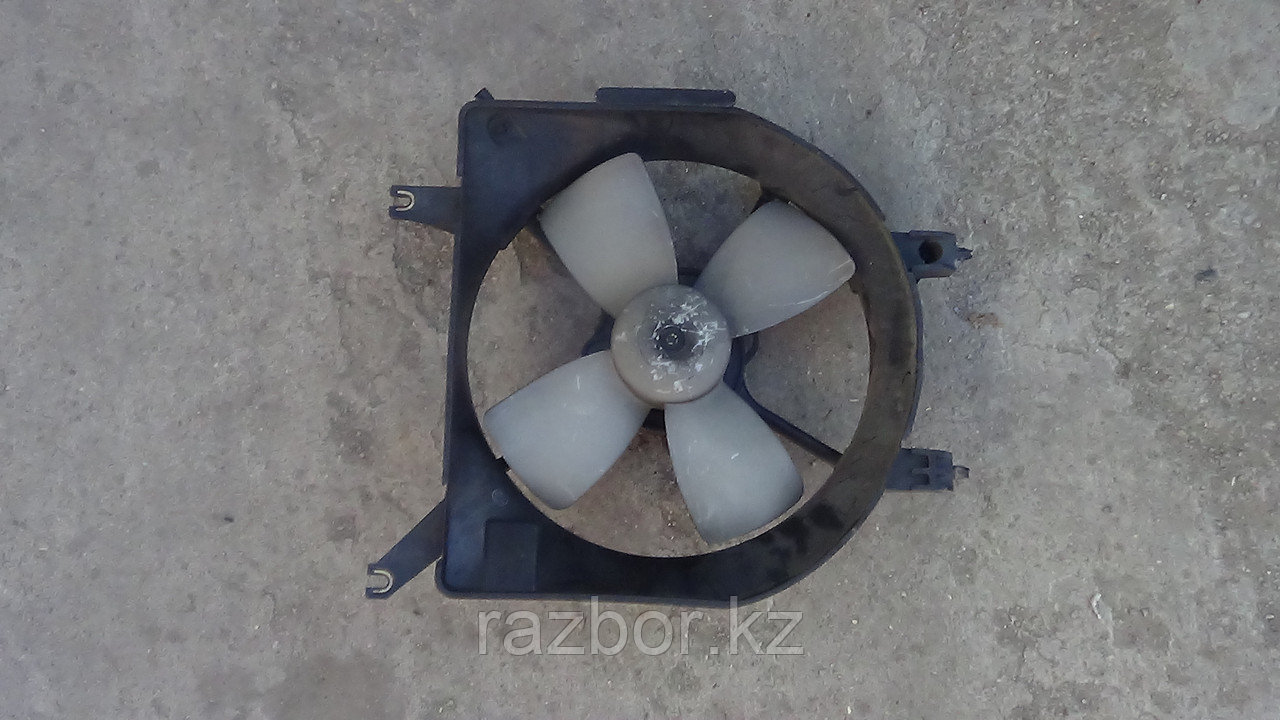 Вентилятор радиатора Mazda Demio - фото 1 - id-p46981583