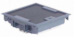 Напольная коробка, горизонтальная, 18 модулей, крышка под ковровое/паркетное покрытие, цвет серый - фото 1 - id-p47226048