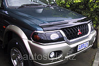 Дефлектор капота Mitsubishi Pajero Sport 1996-2008 AirPlex