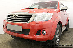 Защитно-декоративные решётки радиатора Toyota Hilux 2011-2015