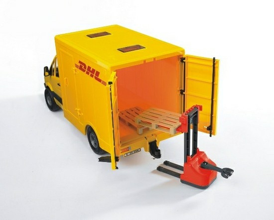 MB Sprinter фургон DHL с погрузчиком