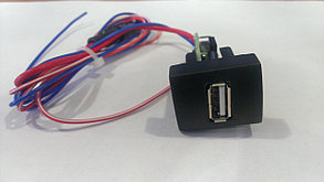Зарядное устройство ШТАТ USB 1.2 Приора/Гранта