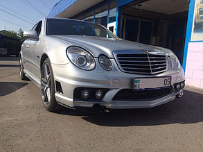 Mercedes-Benz E55 W211 1