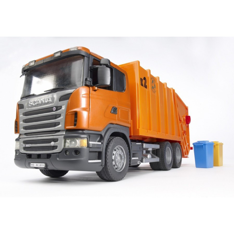 Мусоровоз Scania (цвет оранжевый) (подходит модуль со звуком и светом "H") Bruder