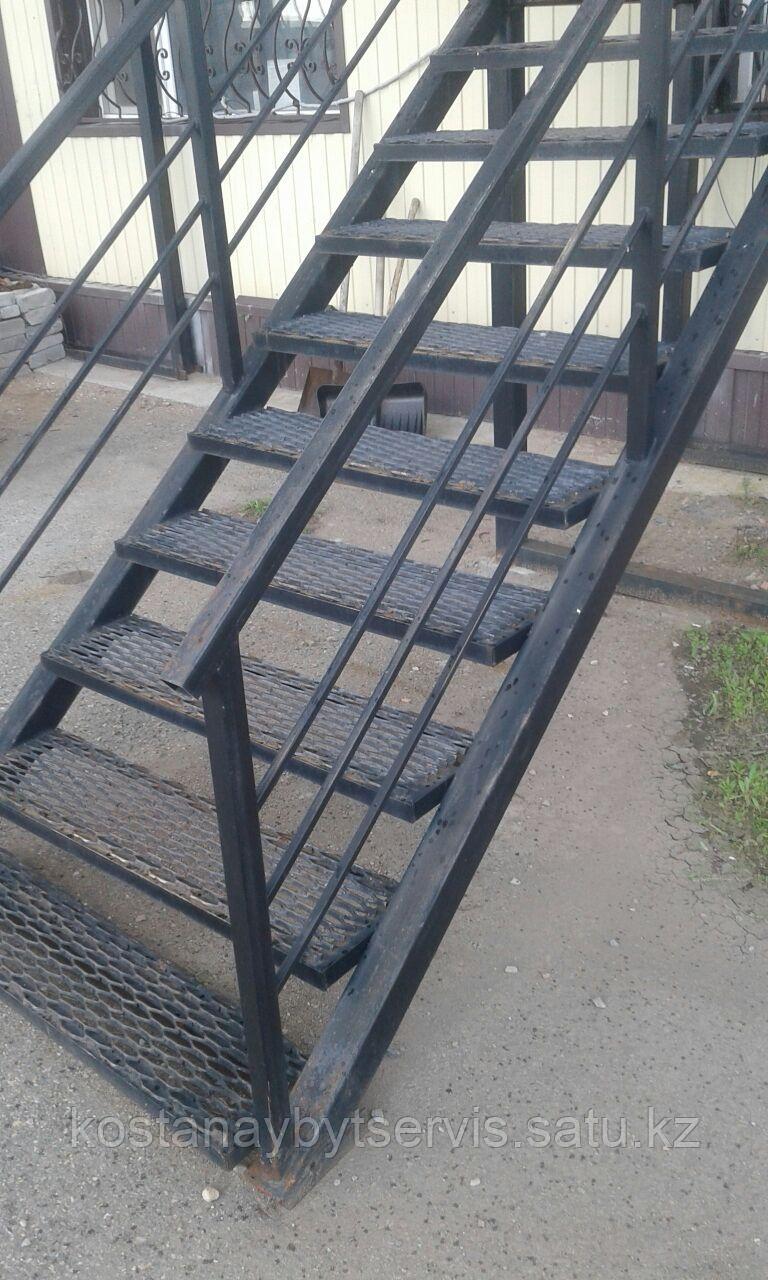 Металлические лестницы