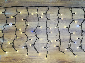 Светодиодная гирлянда ДОЖДИК(БАХРОМА) с повышенной степенью защиты 3х0,7м., теплый с миганием белого диода