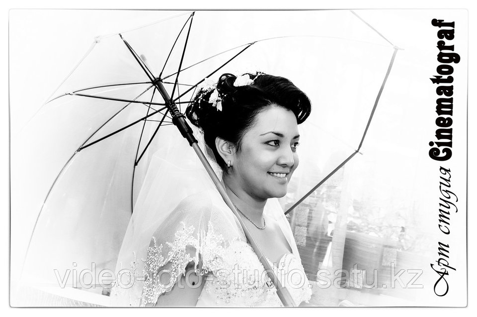 Етік киген қыздардың фотосы