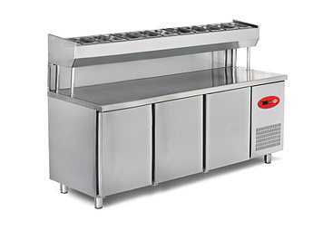 Холодильный стол для пиццы и салатов с 3 дверями EMPERO