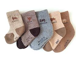 Теплые верблюжьи шерстяные детские носки.
