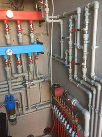 Монтаж системы отопления водоснабжения и канализации дом 250м2  "под ключ" п.ГРЭСС 18