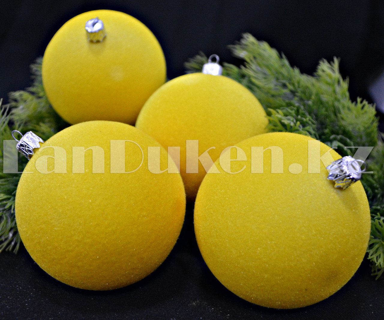Набор шариков с бархатной поверхностью d 8 cм 4 шт (желтые) - фото 2 - id-p47795924