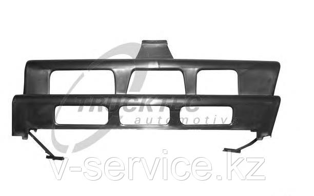 Лючок бампера W124(124 880 0105)(AP MD55000CA0)