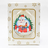 Коллекционный елочный шар, "Сказочный Дед Мороз", белый