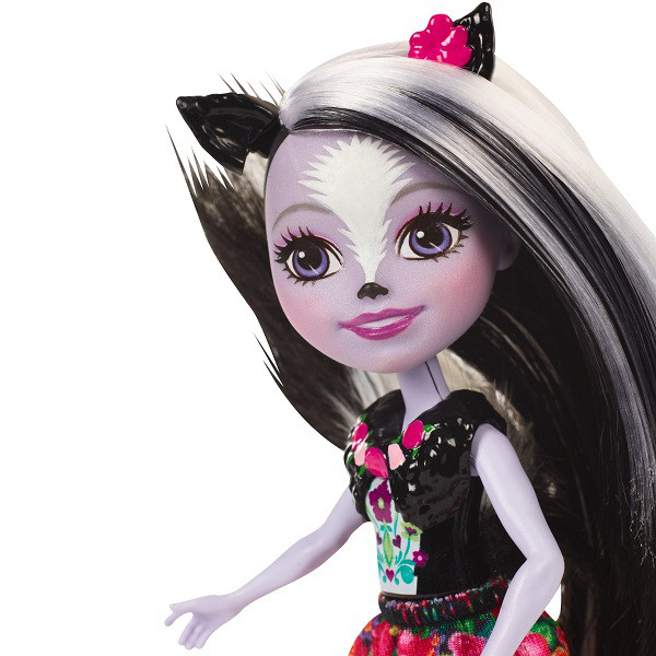 Mattel Enchantimals DYC75 Кукла Седж Скунси, 15 см