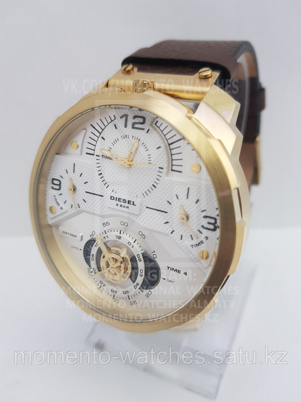 Мужские часы Diesel 4 TIME